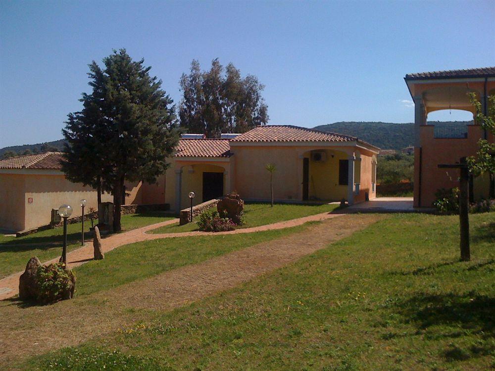 Hotel Pedra Niedda Budoni Exterior foto