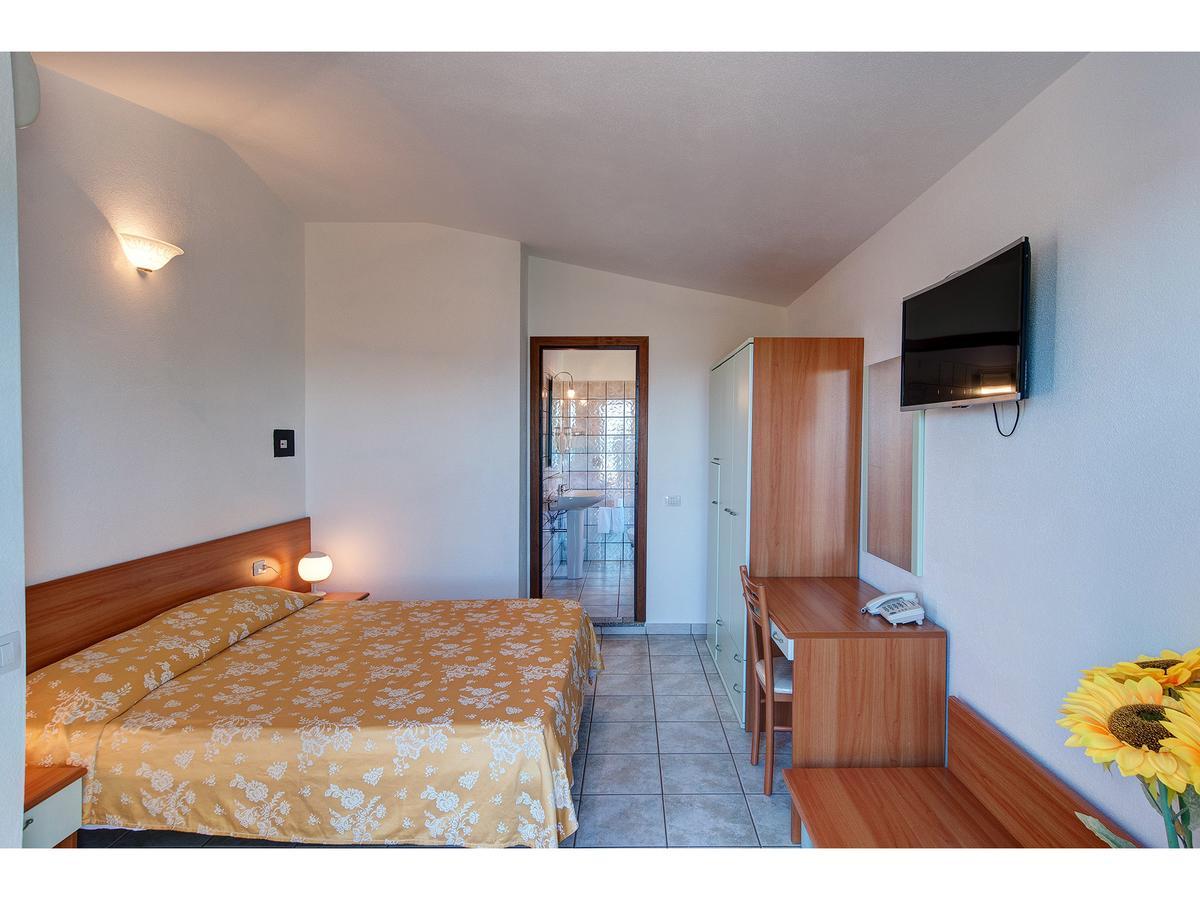 Hotel Pedra Niedda Budoni Exterior foto